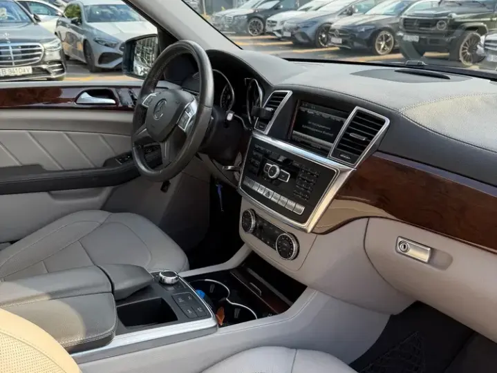 Mercedes-Benz GL X166