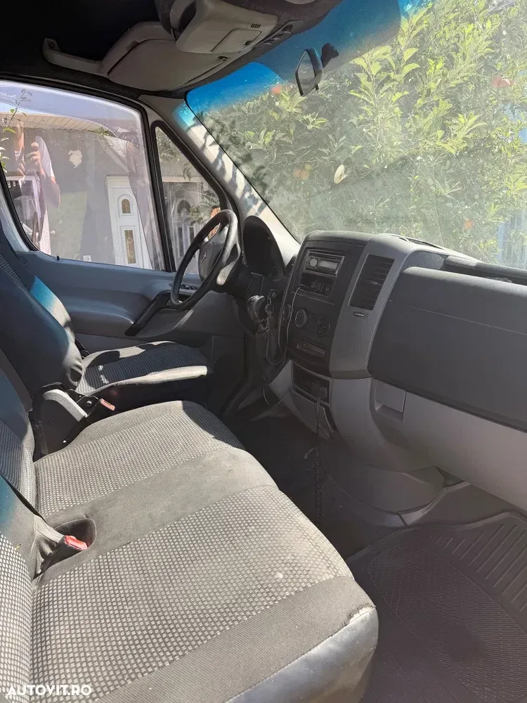 Mercedes-Benz Sprinter — imagine 3