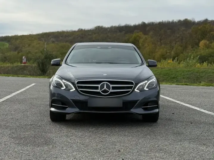 Mercedes-Benz E W212 400 4MATIC 7G-TRONIC