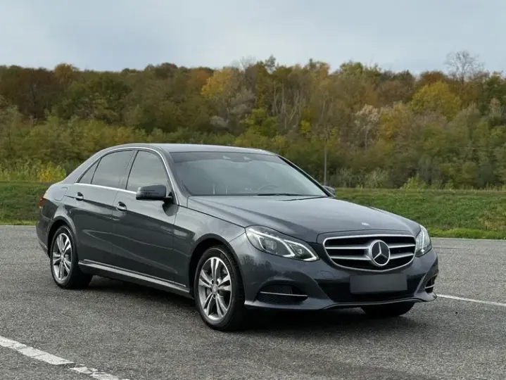 Mercedes-Benz E W212 400 4MATIC 7G-TRONIC