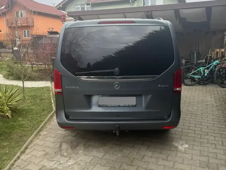 Mercedes-Benz V 250 d extralang 4Matic 7G-TRONIC Avantgarde