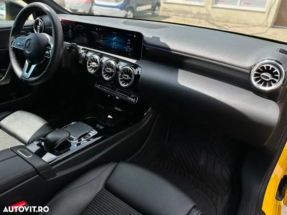 Mercedes-Benz A 200 7G-DCT Progressive — imagine 6