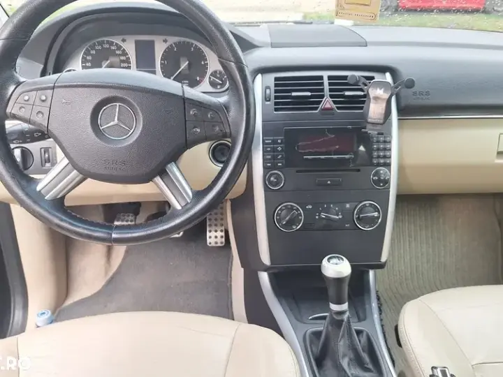 Mercedes-Benz B 200 W245