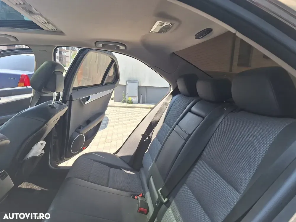 Mercedes-Benz C W204 180 CGI Automatik BlueEFFICIENCY — imagine 4