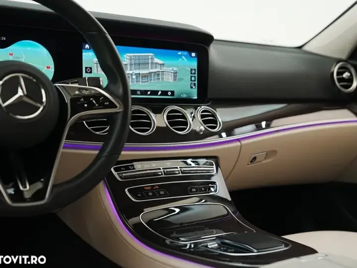 Mercedes-Benz E W213 300 Aut.