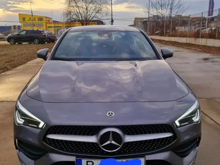 Mercedes-Benz CLA 200