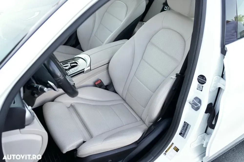 Mercedes-Benz C W205 300 MHEV — imagine 6