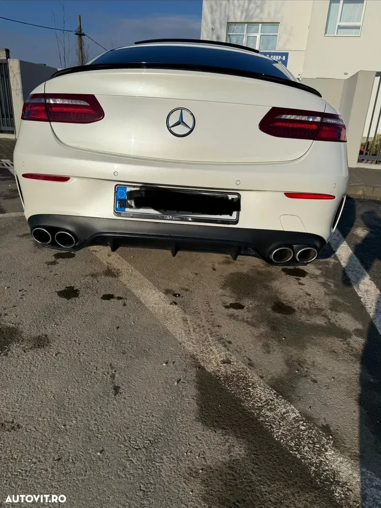 Mercedes-Benz E 53 AMG 4Matic+ Coupe AMG Speedshift TCT-9G — imagine 4