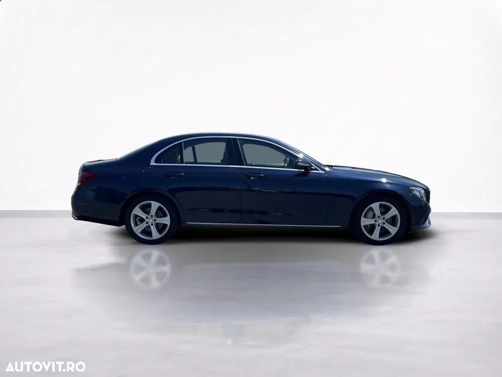 Mercedes-Benz E — imagine 6