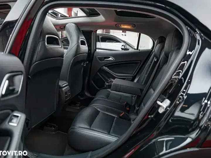Mercedes-Benz GLA 220 d 4MATIC 7G-DCT