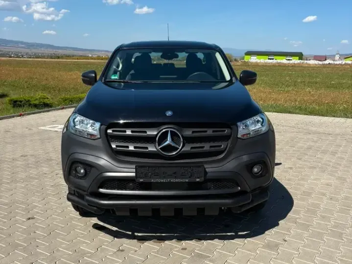 Mercedes-Benz X 220 d Pure
