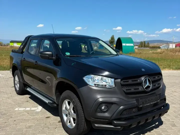Mercedes-Benz X 220 d Pure