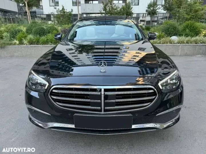 Mercedes-Benz E W213 300 4MATIC Aut.