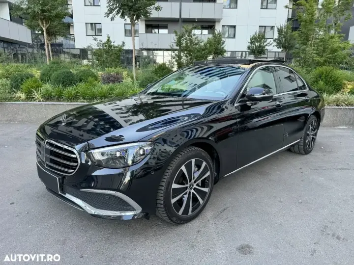 Mercedes-Benz E W213 300 4MATIC Aut.