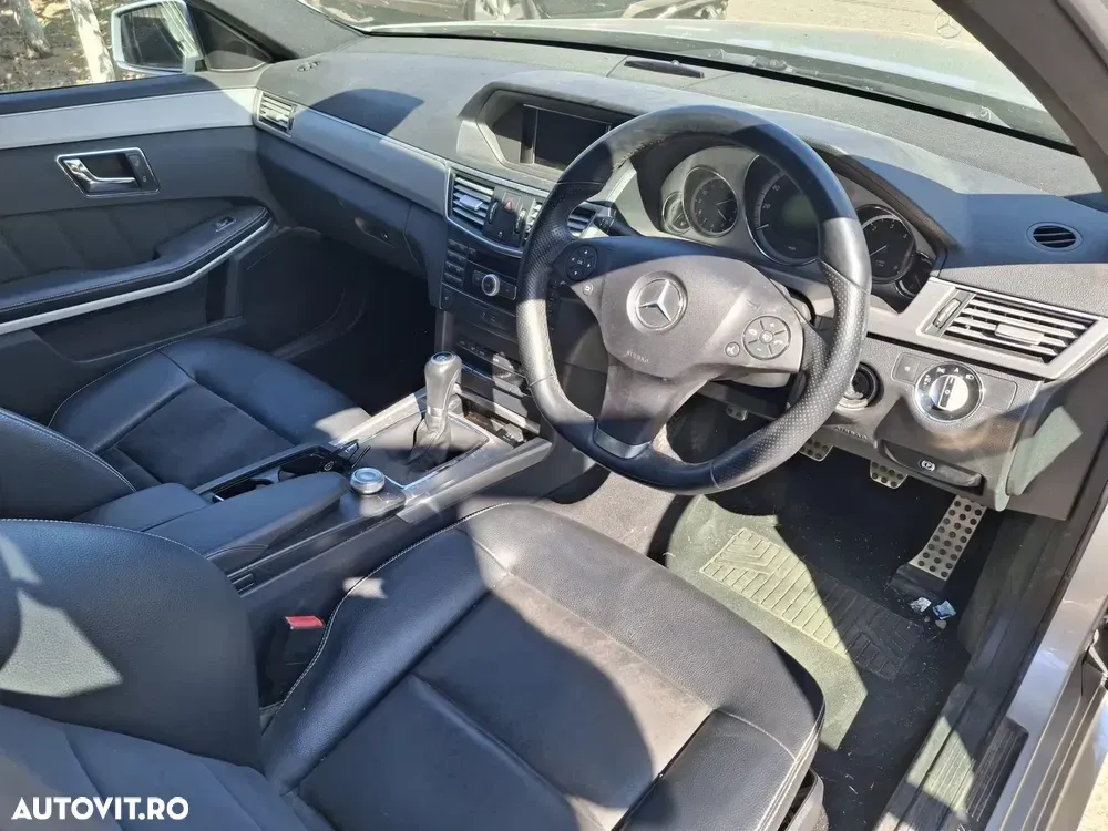Mercedes-Benz E — imagine 4