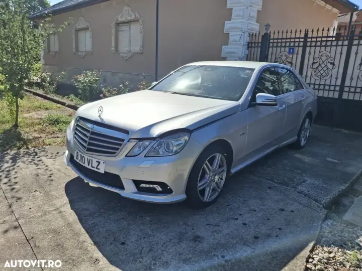 Mercedes-Benz E