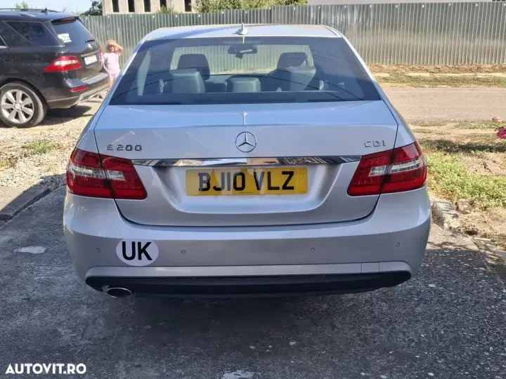 Mercedes-Benz E