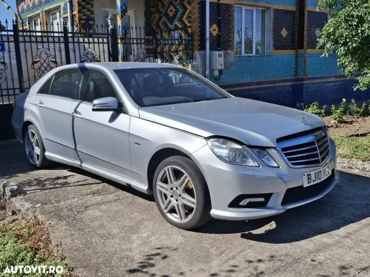 Mercedes-Benz E