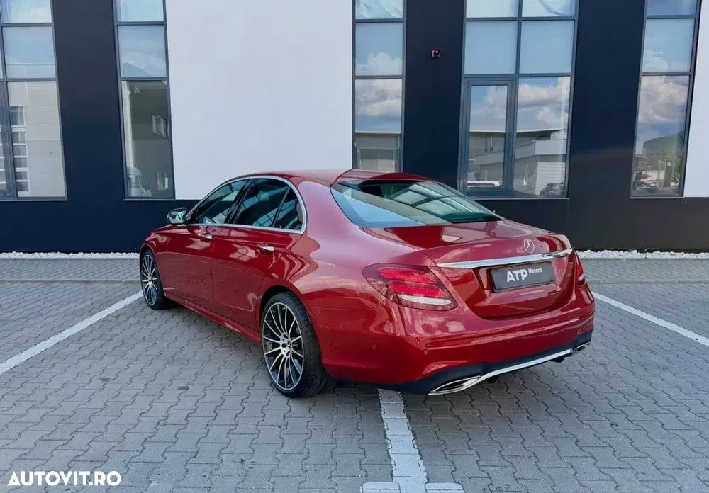 Mercedes-Benz E — imagine 5