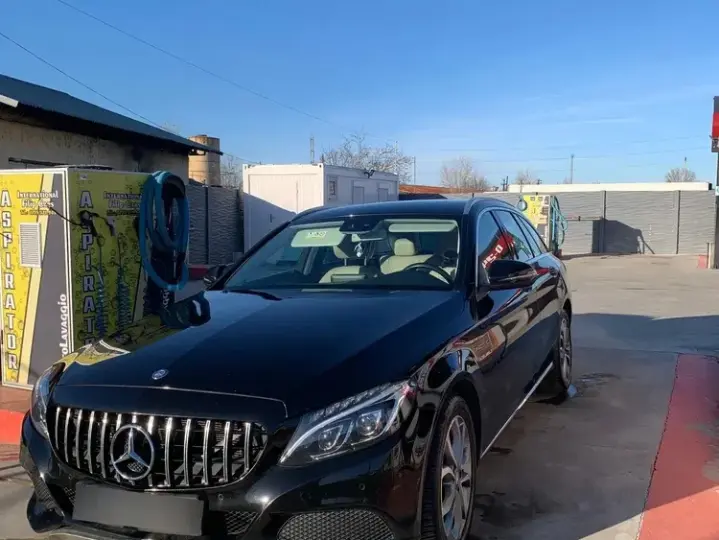 Mercedes-Benz C W205