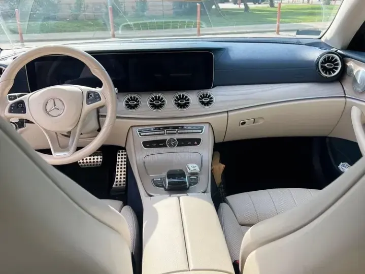 Mercedes-Benz E W213 400 4MATIC
