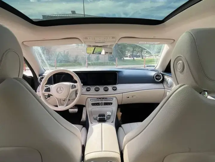 Mercedes-Benz E W213 400 4MATIC