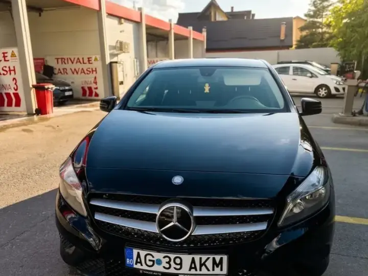 Mercedes-Benz A 180 W176