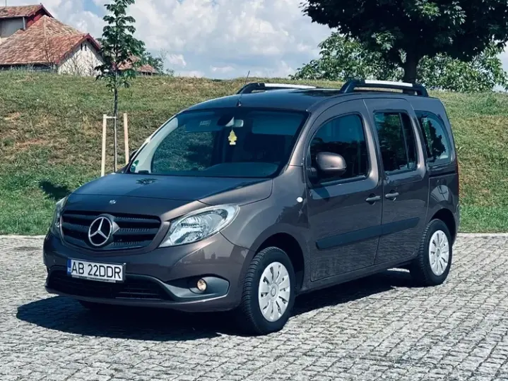 Mercedes-Benz Citan Lung Combi