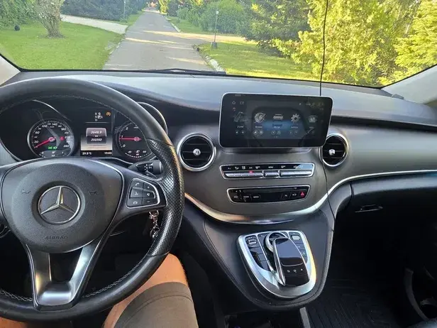 Mercedes-Benz V