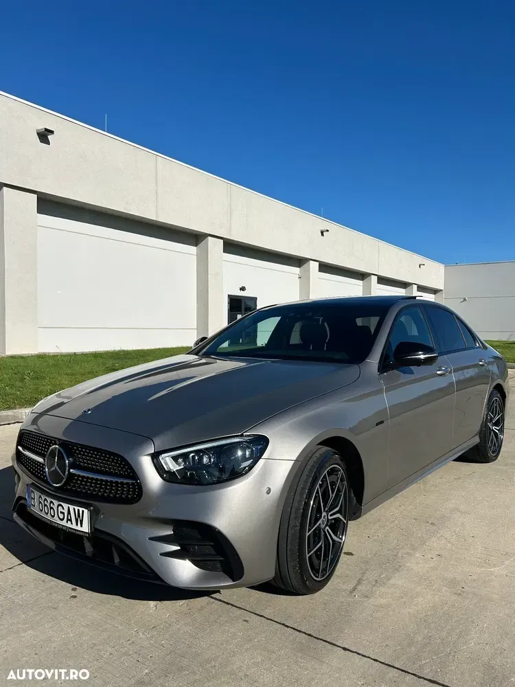 Mercedes-Benz E W213 300 4MATIC 9G-TRONIC AMG Line — imagine 2