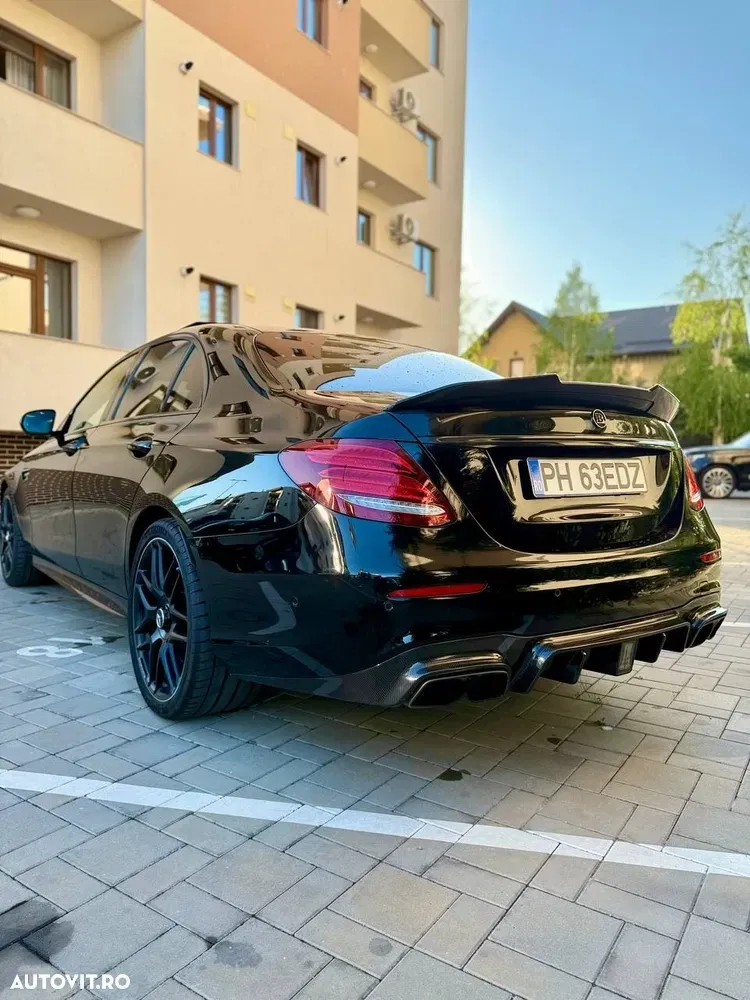 Mercedes-Benz E AMG 63 S 4MATIC — imagine 4