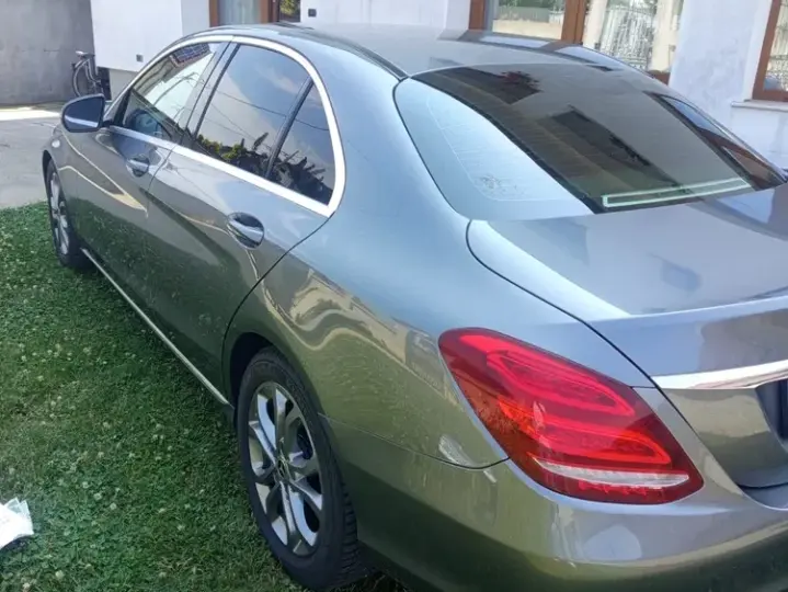 Mercedes-Benz C 180 BlueTec
