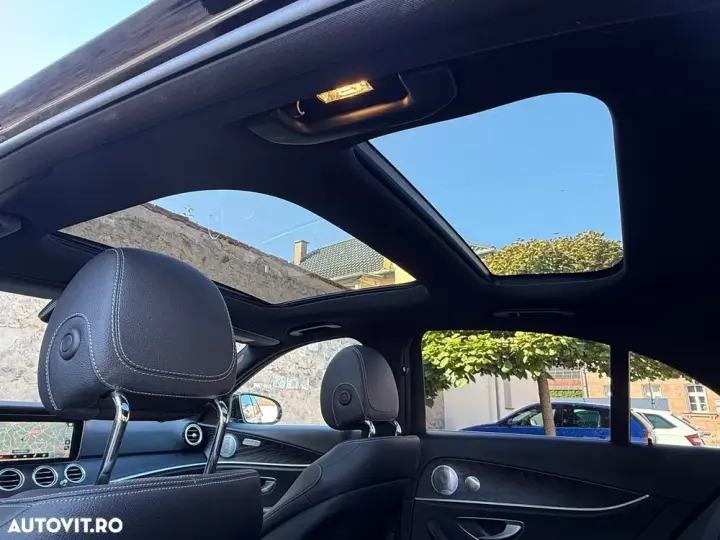 Mercedes-Benz E 300 de 9G-TRONIC AMG Line