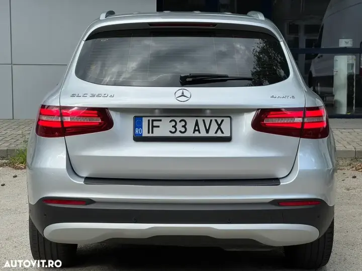 Mercedes-Benz GLC 250 d 4MATIC 9G-TRONIC