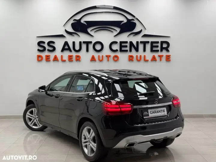 Mercedes-Benz GLA X156 180 7G-DCT UrbanStyle Edition