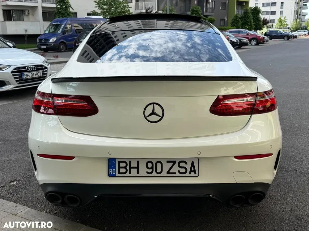 Mercedes-Benz E 53 AMG 4Matic+ Coupe AMG Speedshift TCT-9G — imagine 4