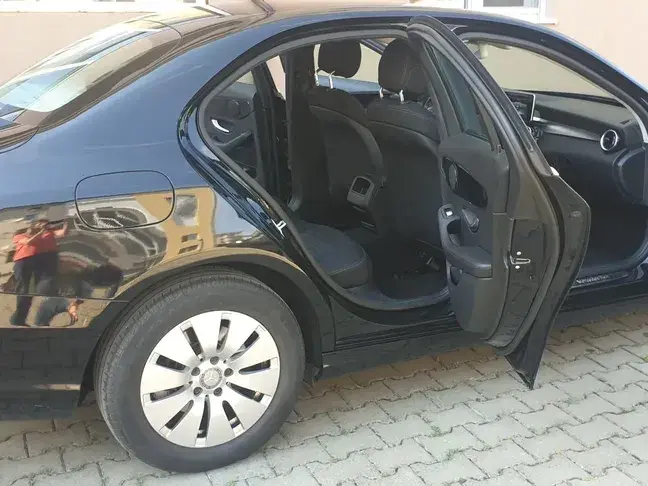 Mercedes-Benz C W205 200 7G-TRONIC Avantgarde