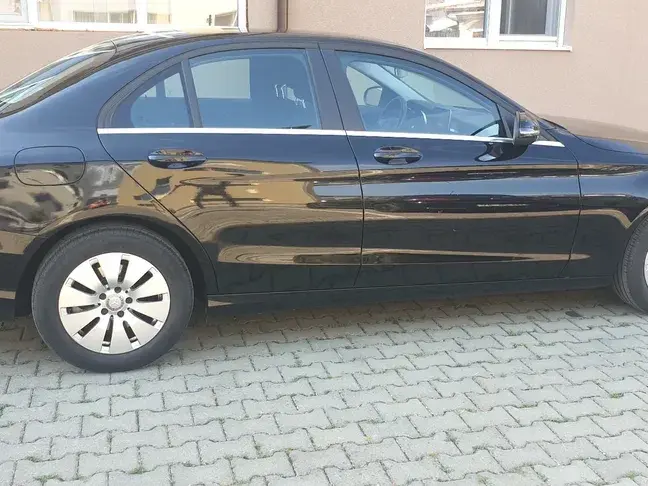 Mercedes-Benz C W205 200 7G-TRONIC Avantgarde