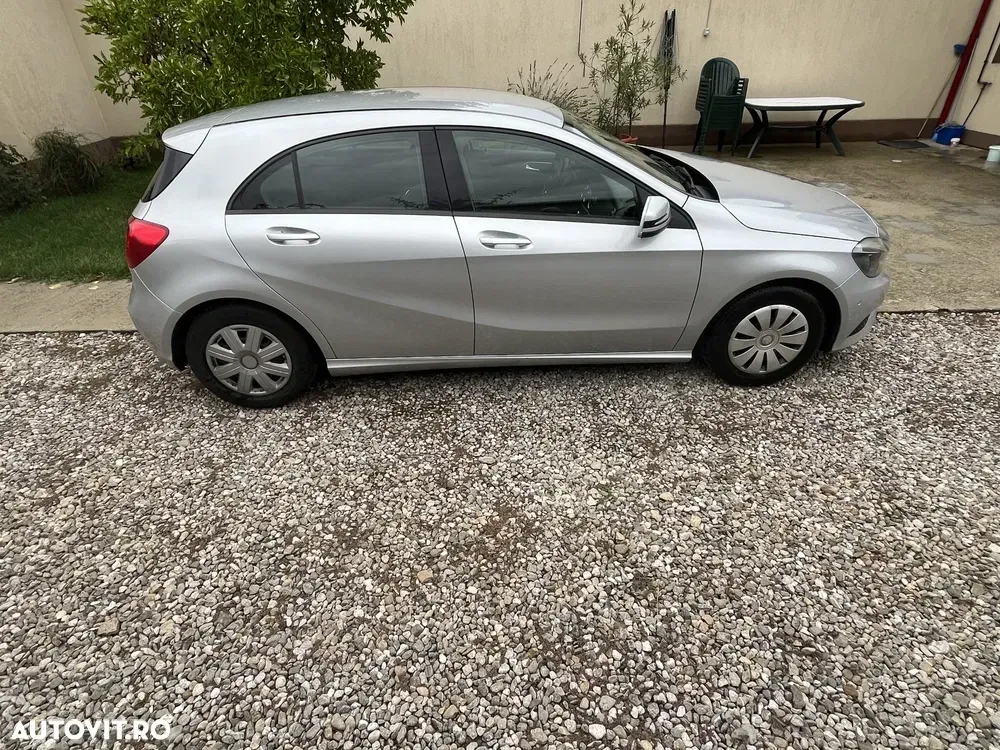 Mercedes-Benz A 180 — imagine 3