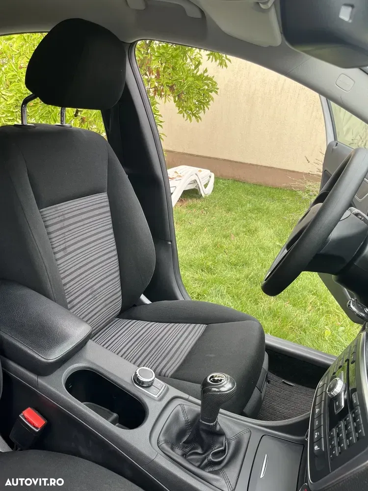 Mercedes-Benz A 180 — imagine 6