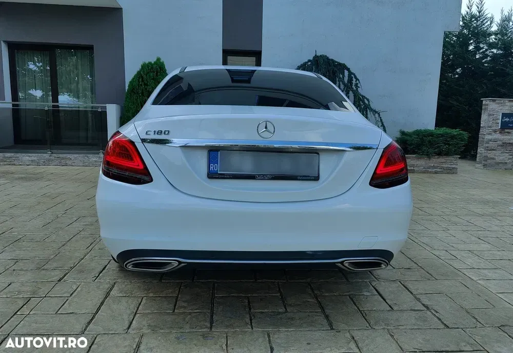 Mercedes-Benz C W205 180 9G-TRONIC AMG Line — imagine 5
