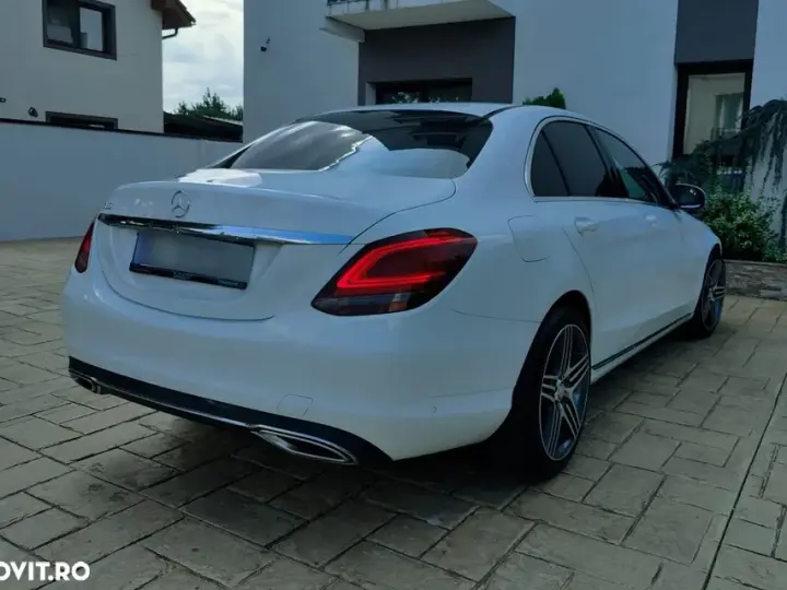 Mercedes-Benz C W205 180 9G-TRONIC AMG Line