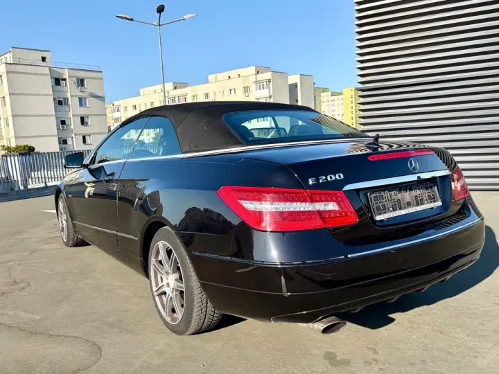 Mercedes-Benz E W212 200 BlueEFFICIENCY 7G-TRONIC
