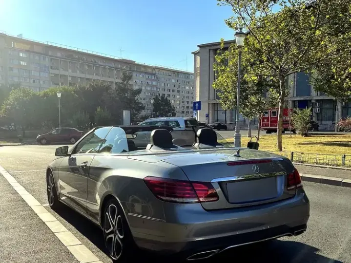 Mercedes-Benz E W212 200 7G-TRONIC Edition
