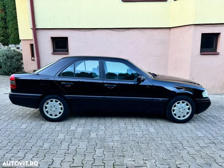 Mercedes-Benz C W202