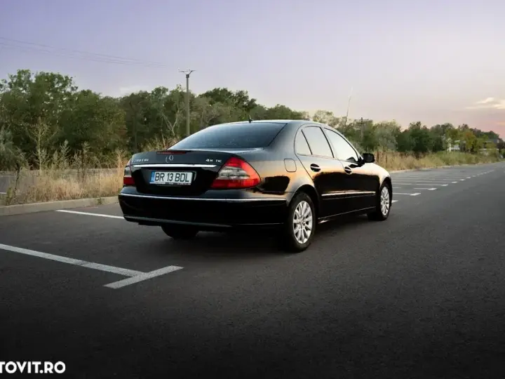 Mercedes-Benz E W211