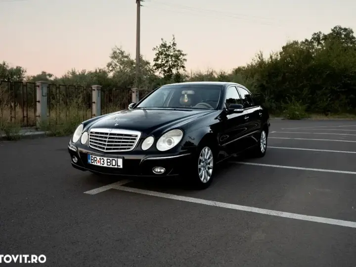 Mercedes-Benz E W211