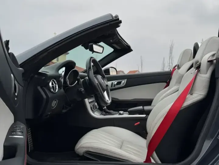 Mercedes-Benz SLK R172