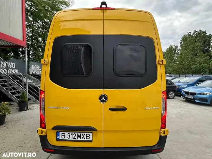 Mercedes-Benz Sprinter