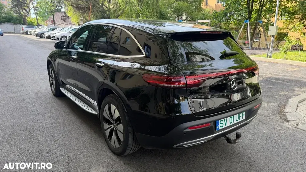 Mercedes-Benz EQC 400 4MATIC Electric Art — imagine 6